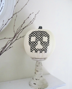 Free Halloween Tutorial: Pumpkin Cross-Stitch Skull